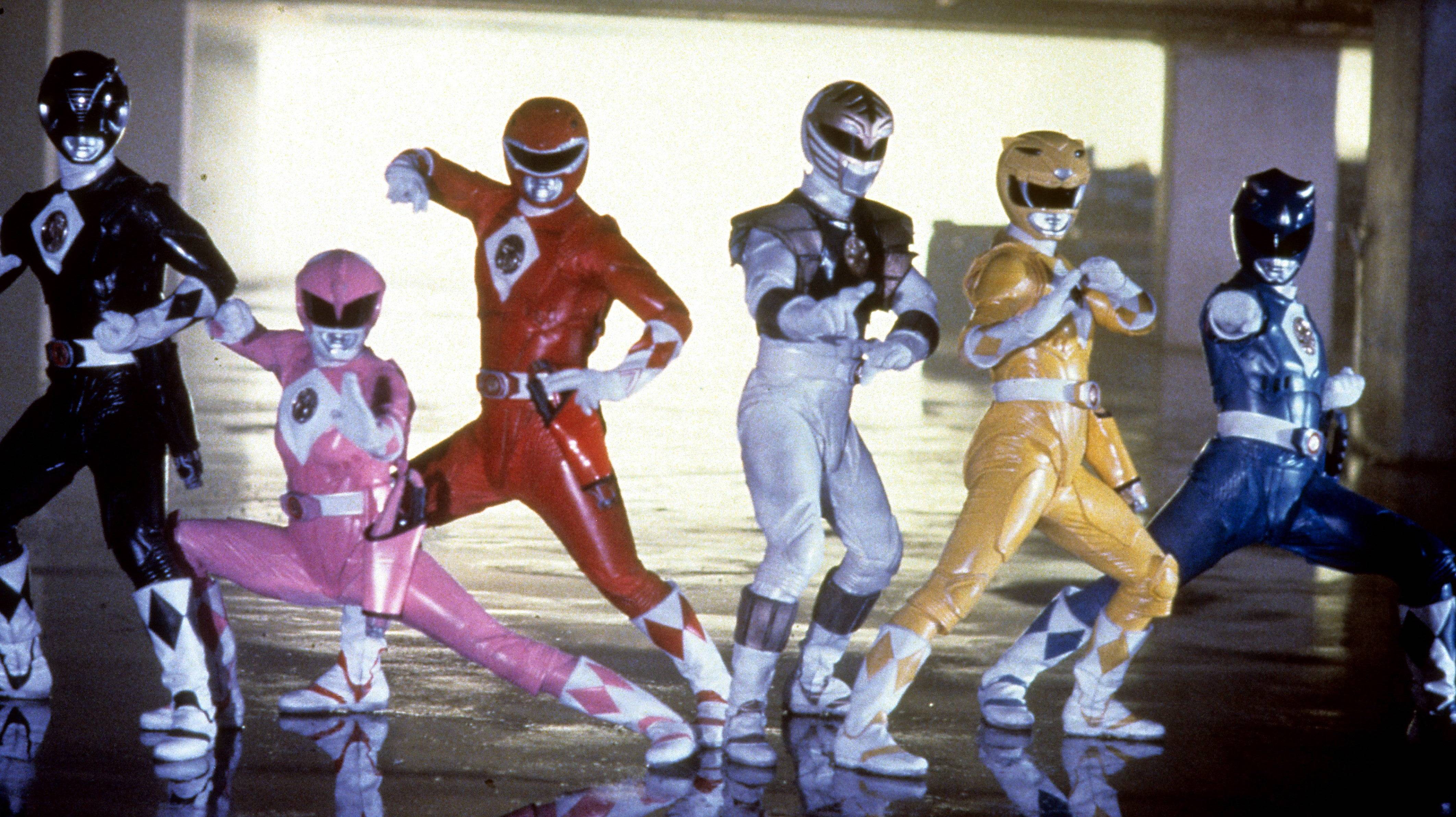 New Power Rangersの実写ディズニー+シリーズは、新世代のファンのためにフランチャイズを再発明するように設計されたと伝えられています